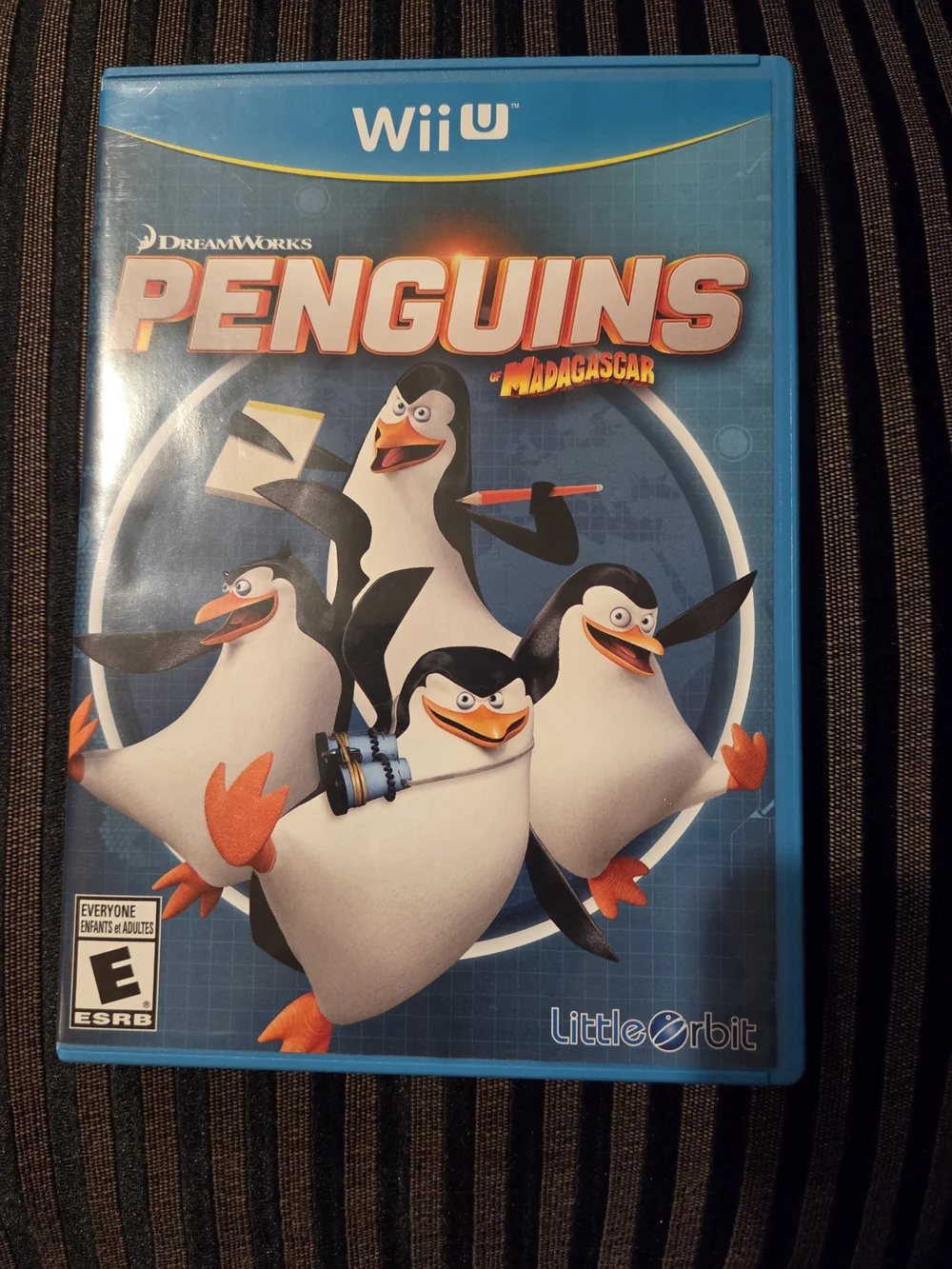 Wii U Penguins Game - Like New